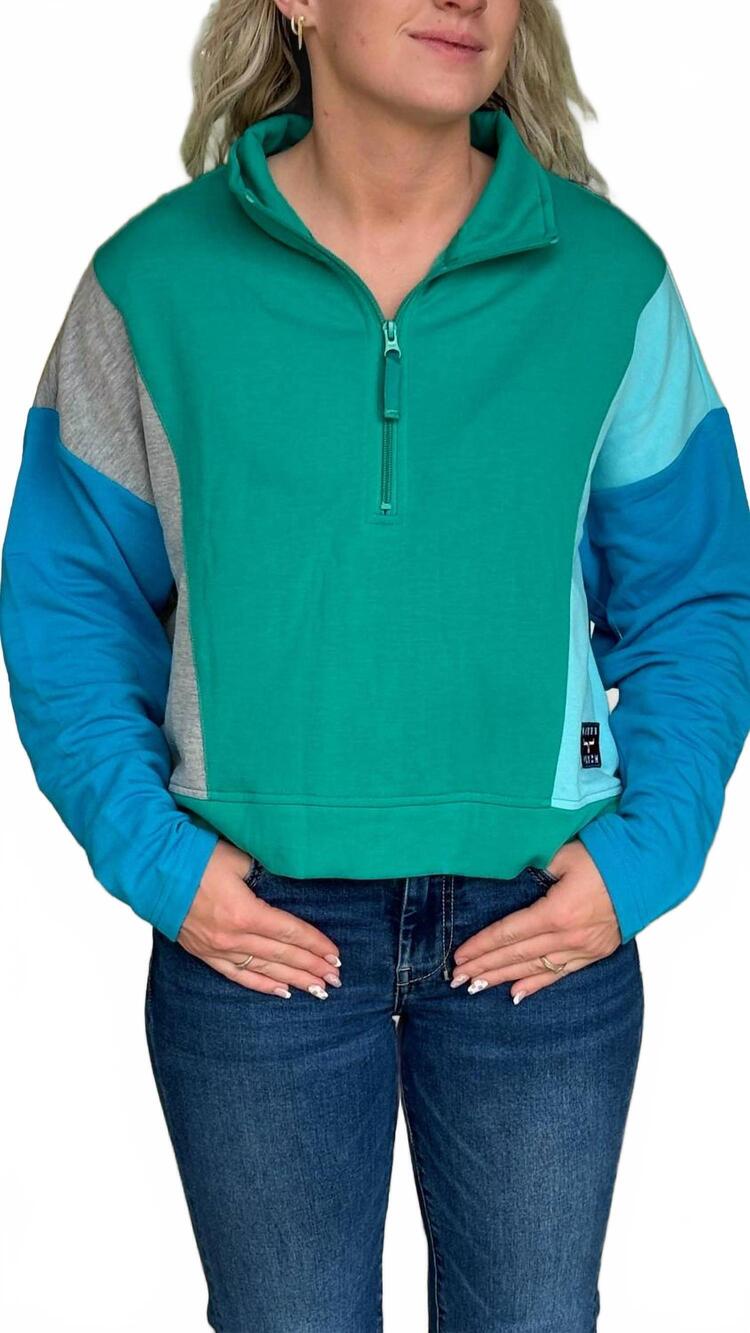 NEW KIMES RANCH cami cropped quarter zip pullover sweater in green